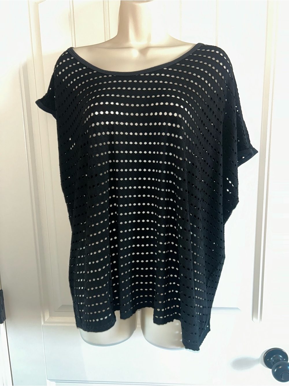 NEW Hard Tail Black Perforated Short Sleeve Pullover Sz XS